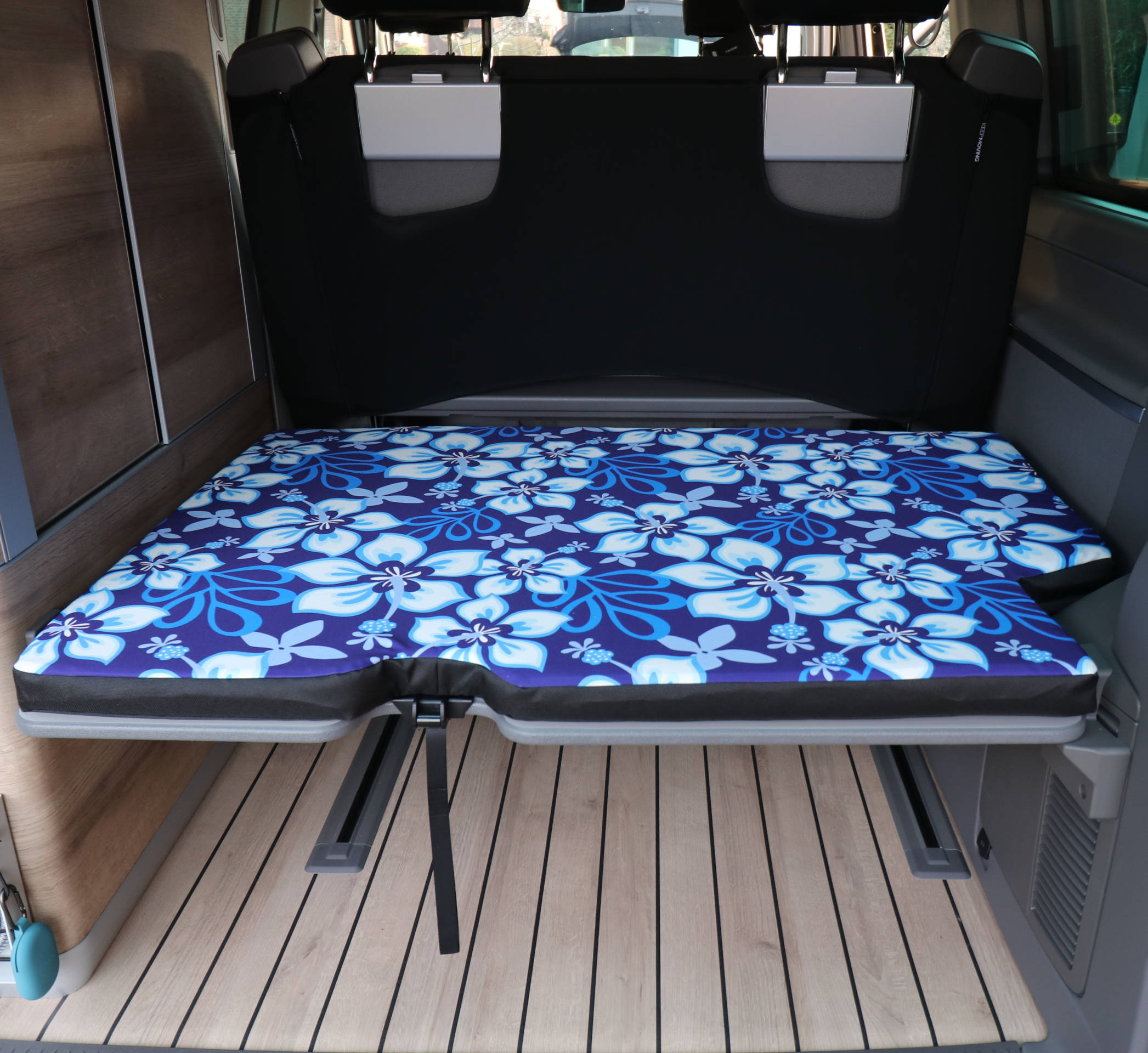 T6.1 California Ocean Matratzenbezug - Hibiskus blau