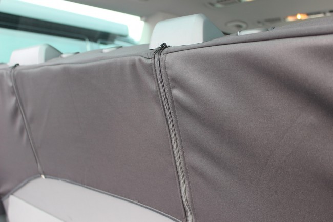 VW T5 / T6 / T6.1 Multivan Rückbankbezug inkl. Kopfstützenbezüge - Hibiskus schwarz