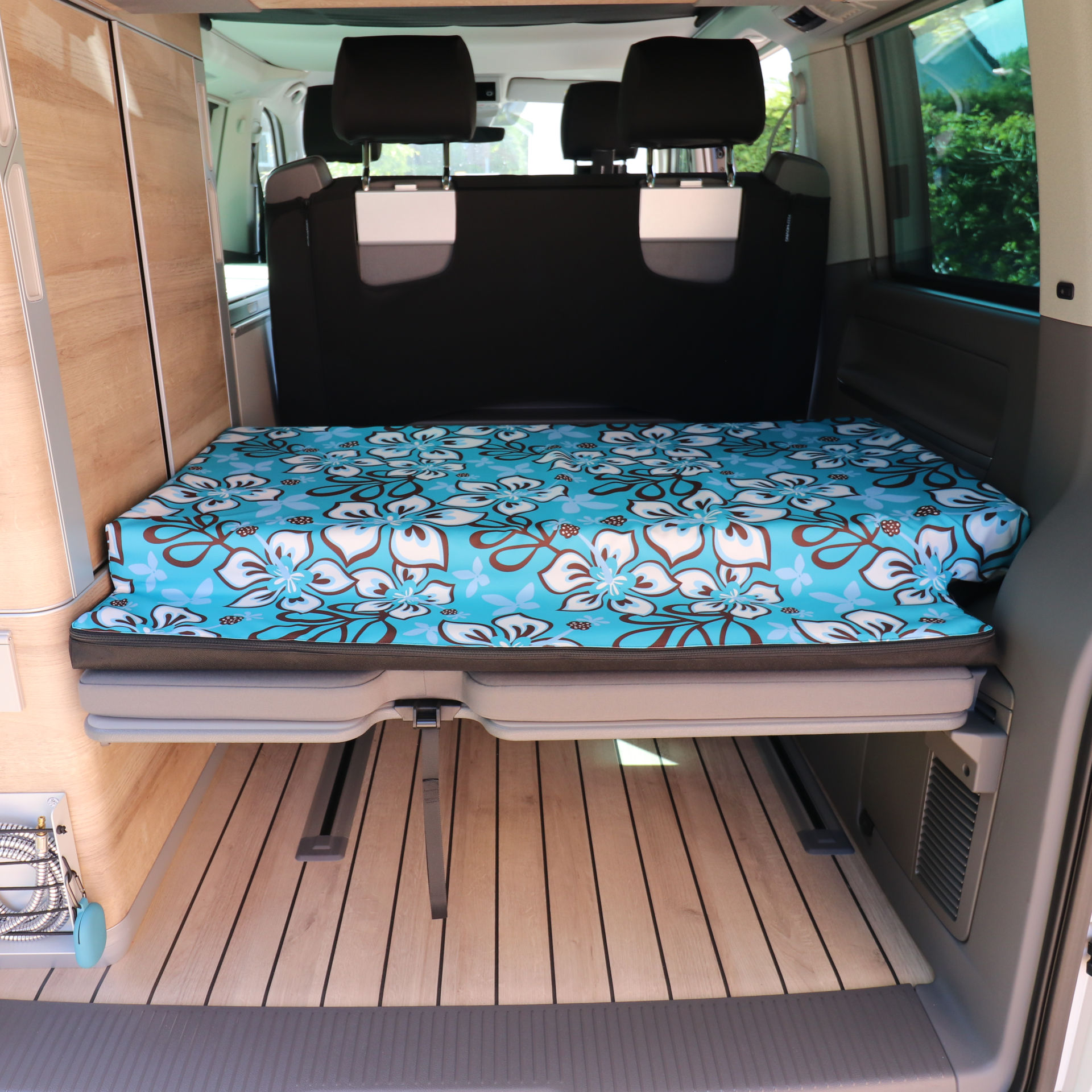 T6.1 California Matratzenbezug Komfortauflage - Hibiskus türkis